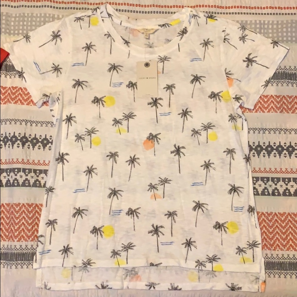 white lucky brand t-shirt